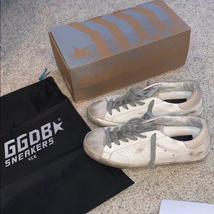 Golden goose superstar distressed sneaker
